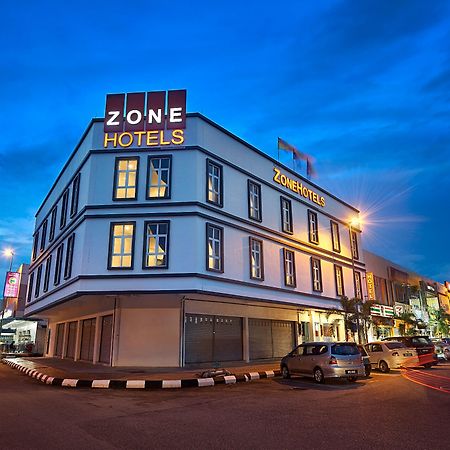 Zone Hotels, Telok Panglima Garang Teluk Panglima Garang Bagian luar foto