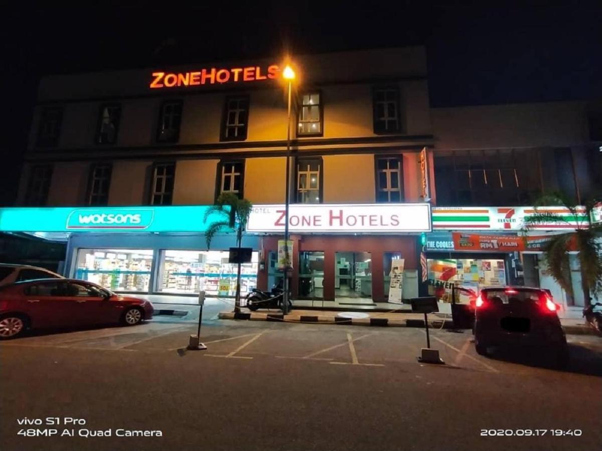 Zone Hotels, Telok Panglima Garang Teluk Panglima Garang Bagian luar foto